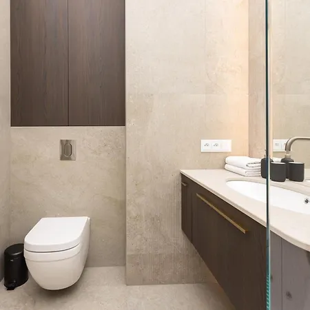 Native Wita Stwosza 20 Jacuzzi Apartamento Cracóvia