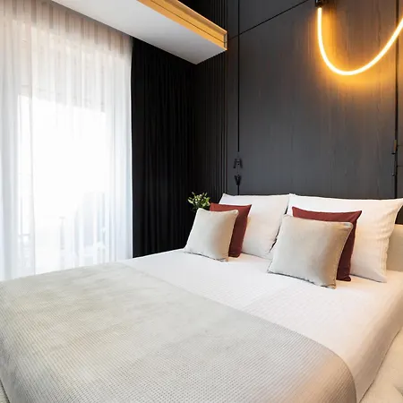 Native Wita Stwosza 20 Jacuzzi Apartamento *