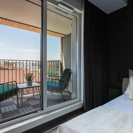 Native Wita Stwosza 20 Jacuzzi Apartamento *